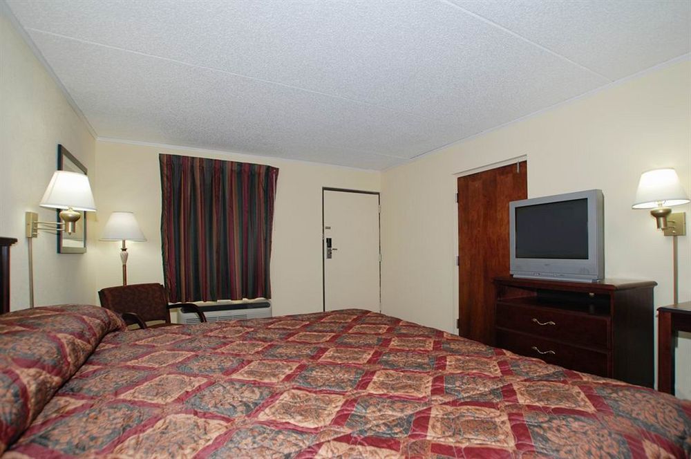 Econo Lodge Lenoir City Exterior photo