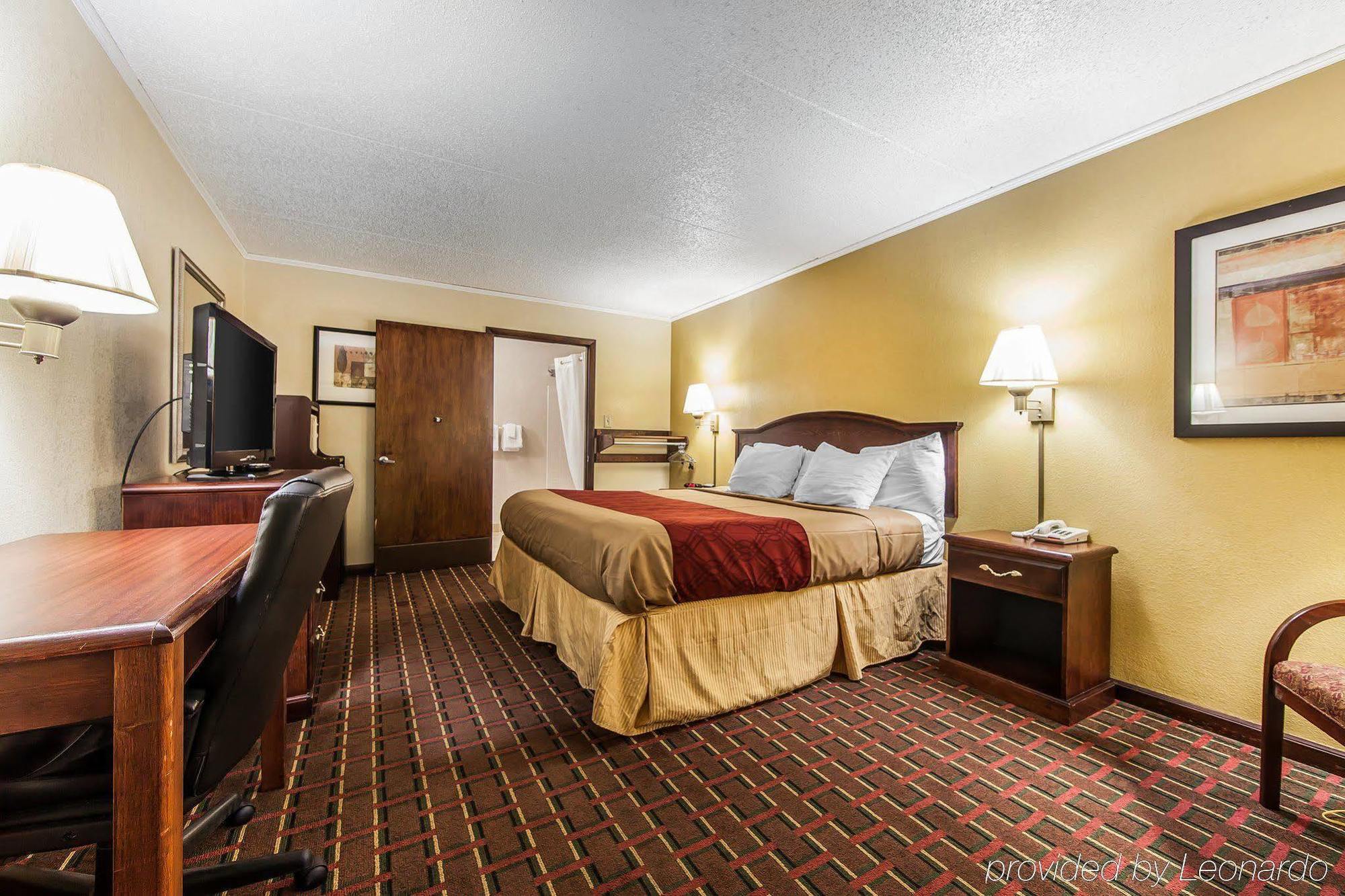Econo Lodge Lenoir City Exterior photo