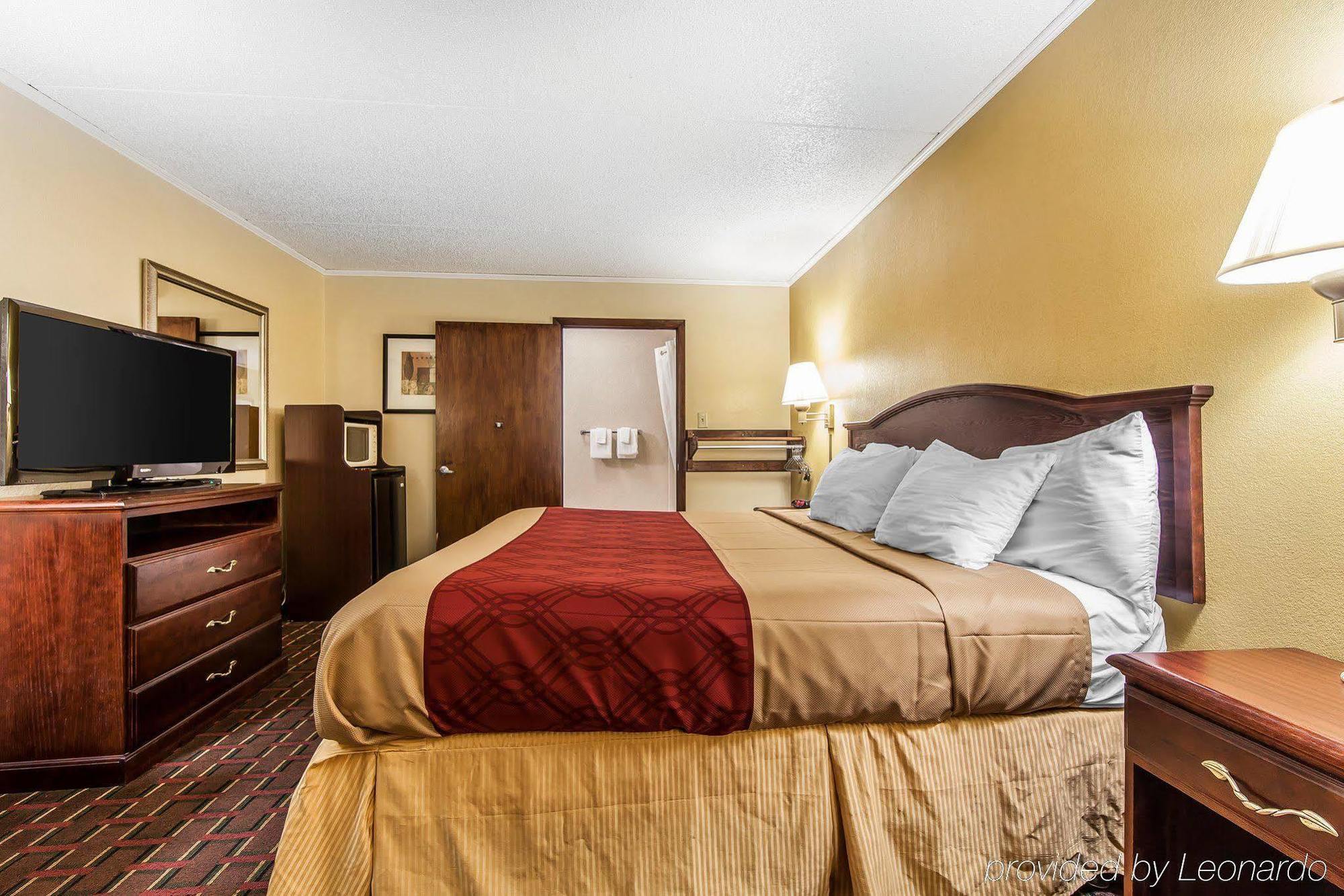 Econo Lodge Lenoir City Exterior photo