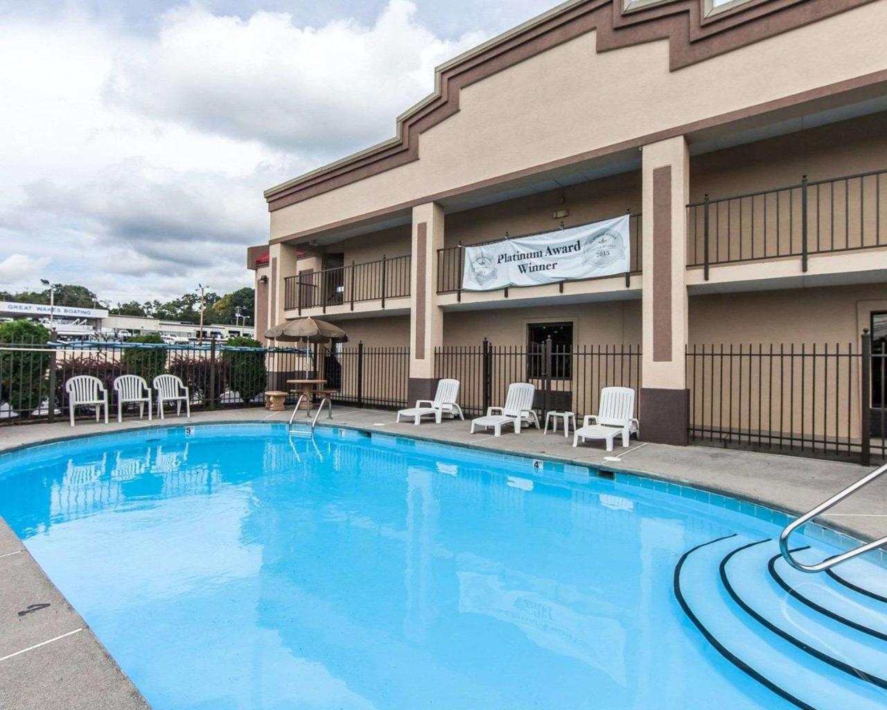 Econo Lodge Lenoir City Exterior photo