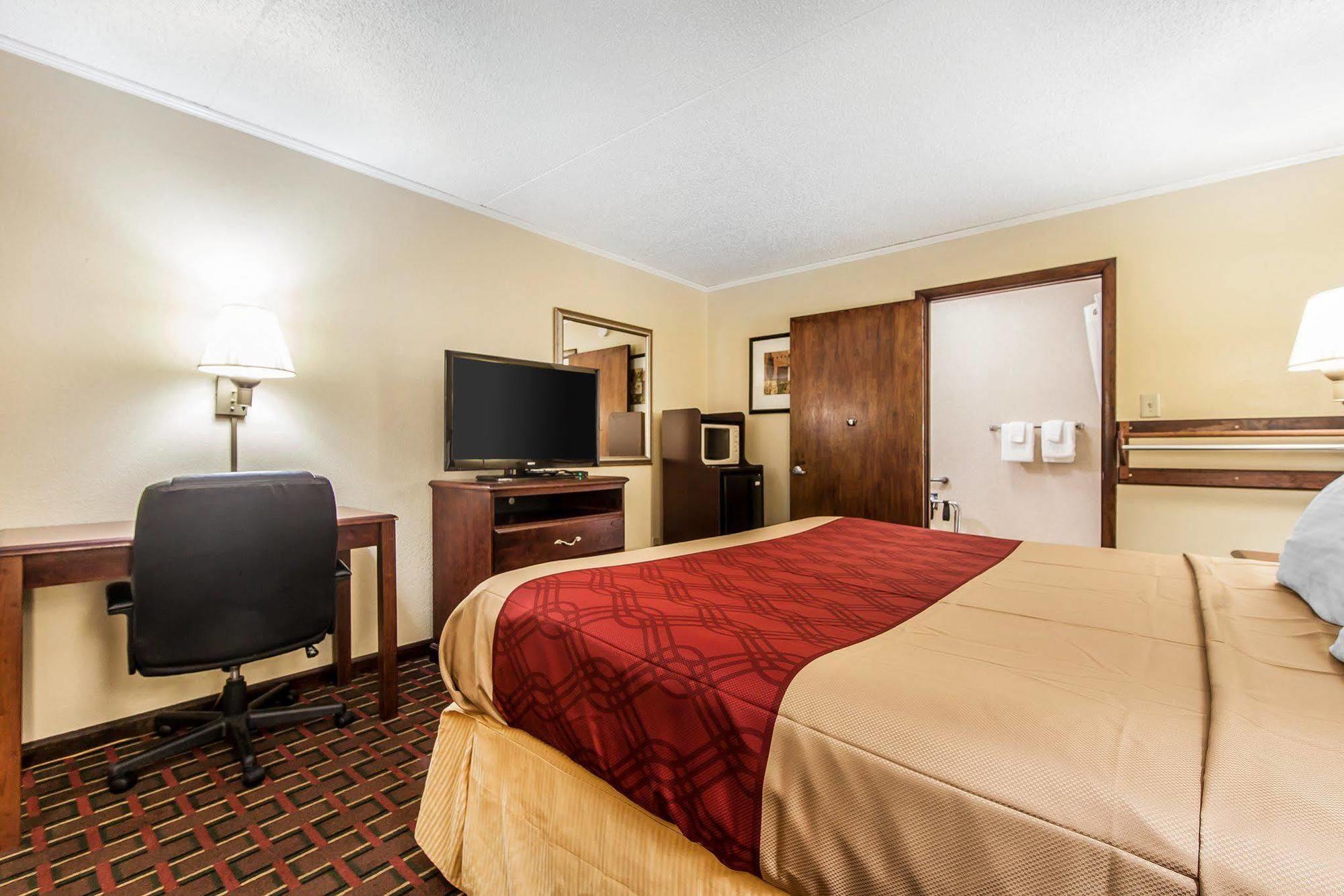 Econo Lodge Lenoir City Exterior photo